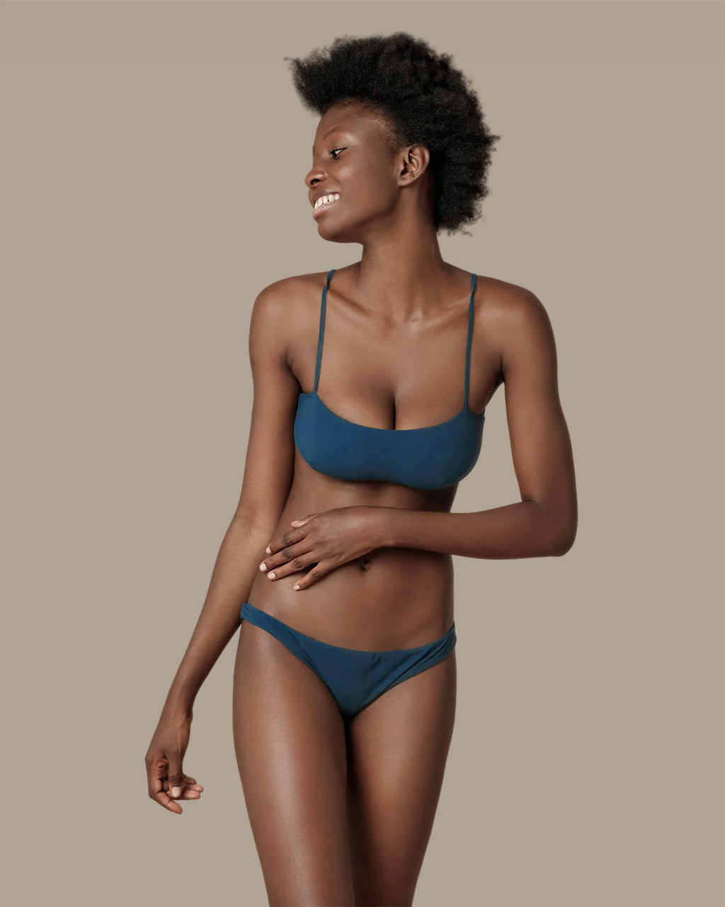 Brassiere e slip blu